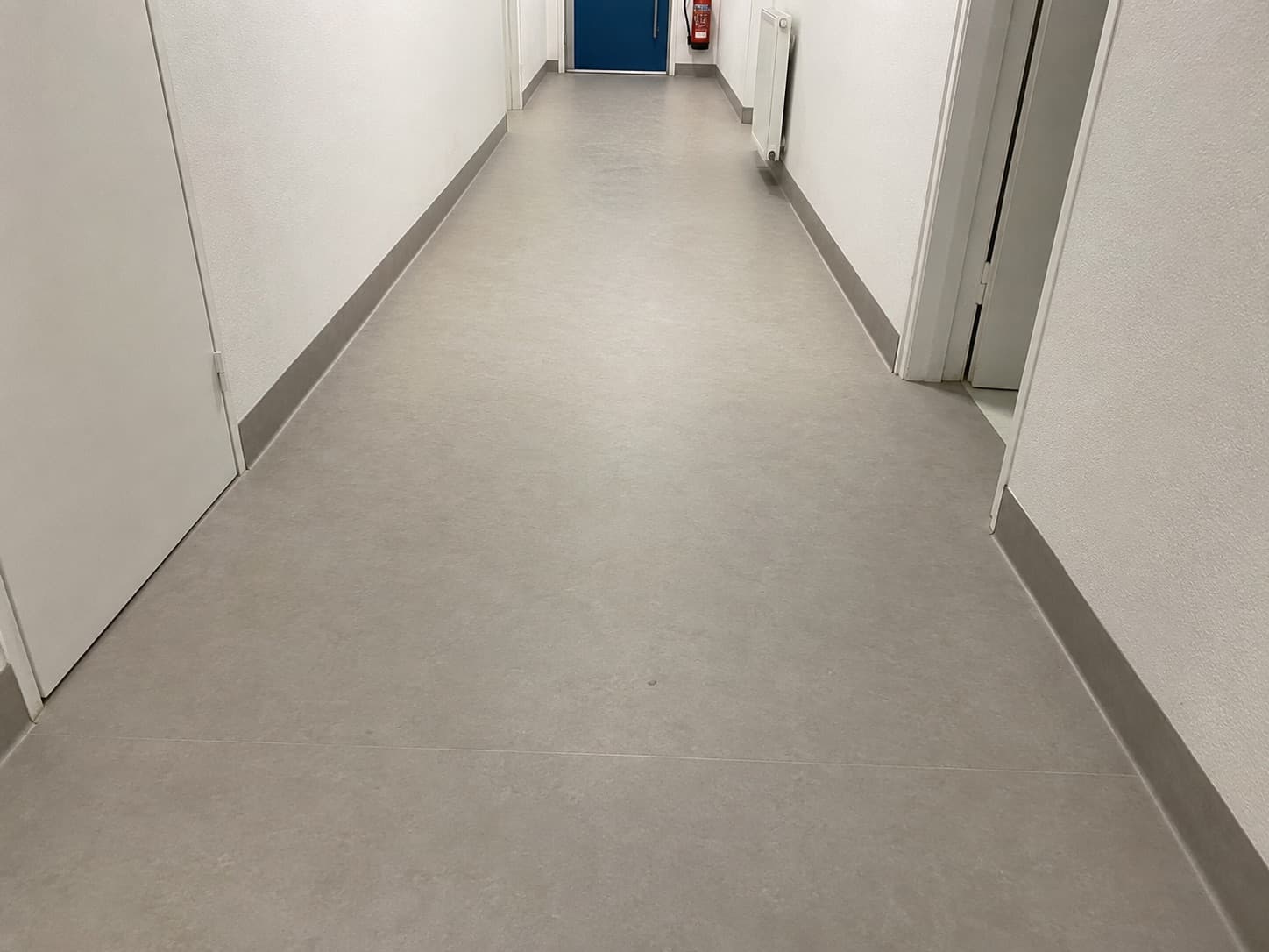 Agencement intérieur réalisé par CDS — Revêtement de sol - Bucarest