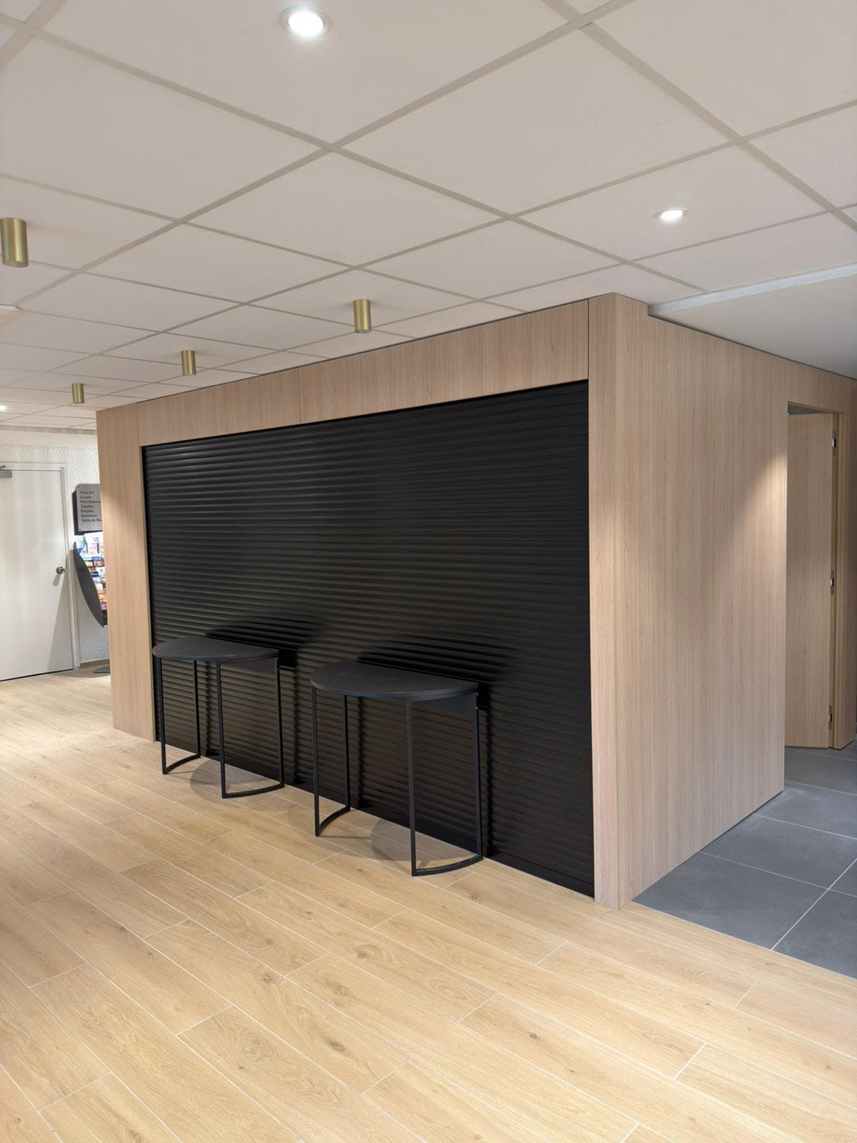 Agencement intérieur réalisé par CDS — Hôtel - Grenoble