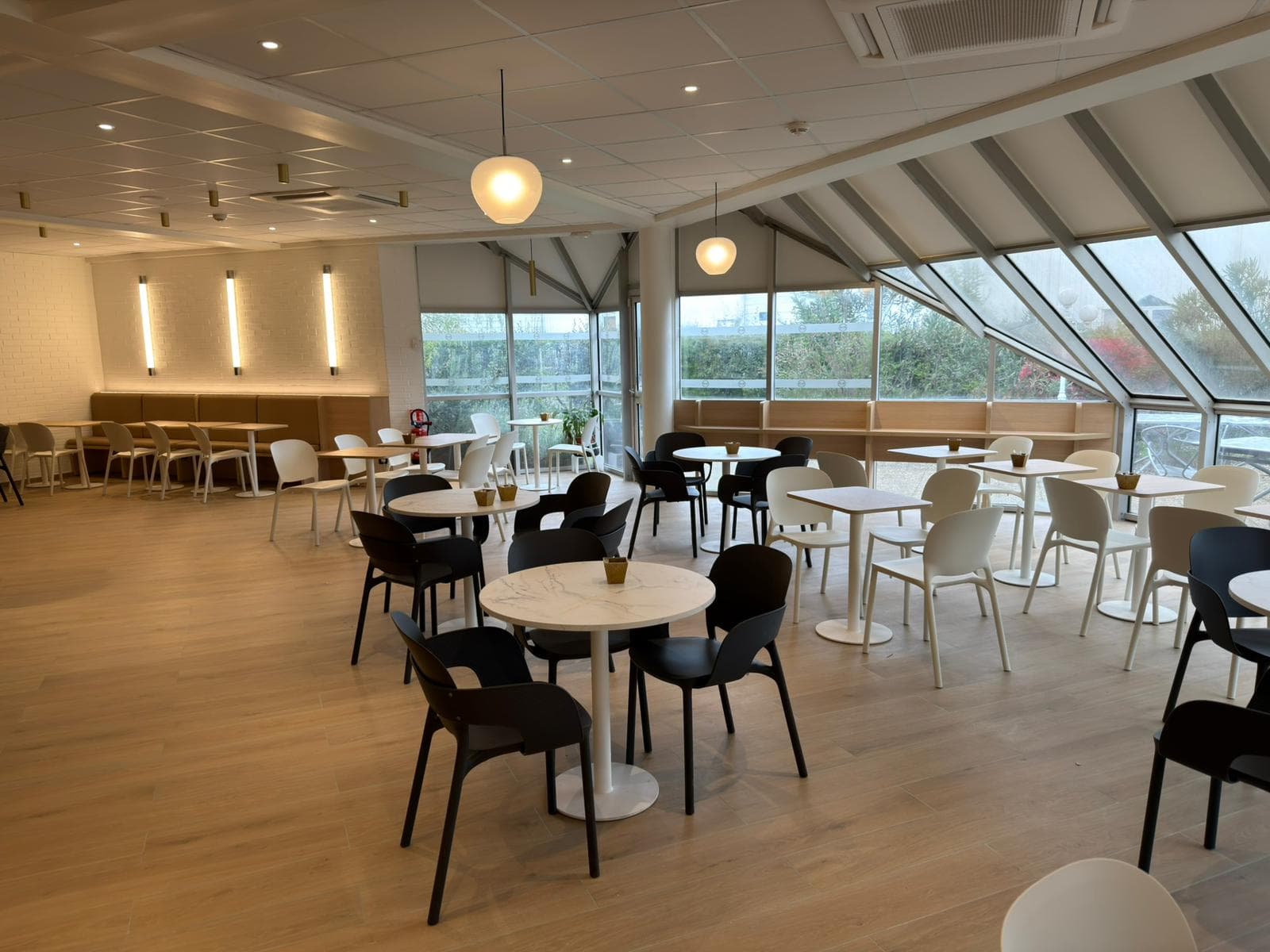Agencement intérieur réalisé par CDS — Hôtel - Grenoble